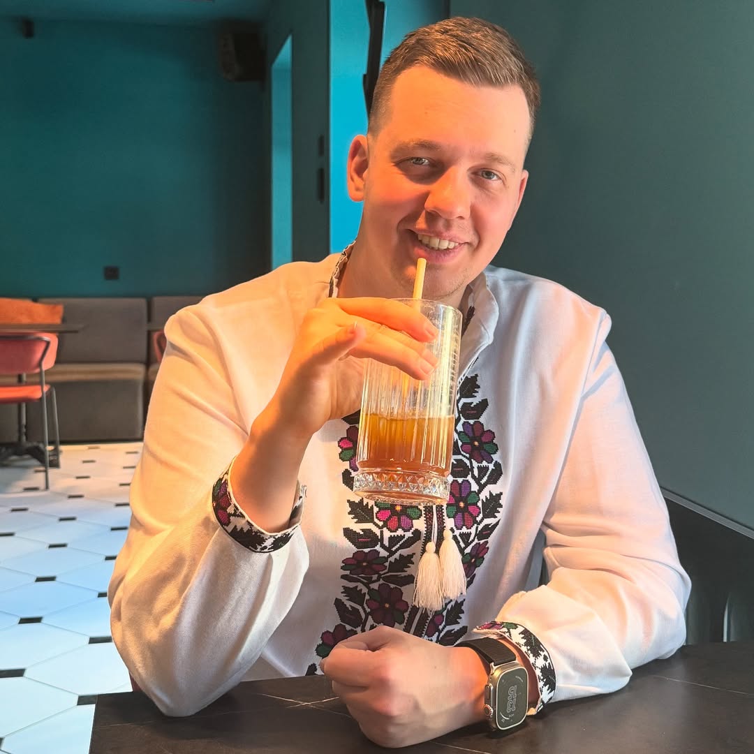 "Лев на джипе" не хочет жениться? Зырянов рассказал правду о браке с Лизой